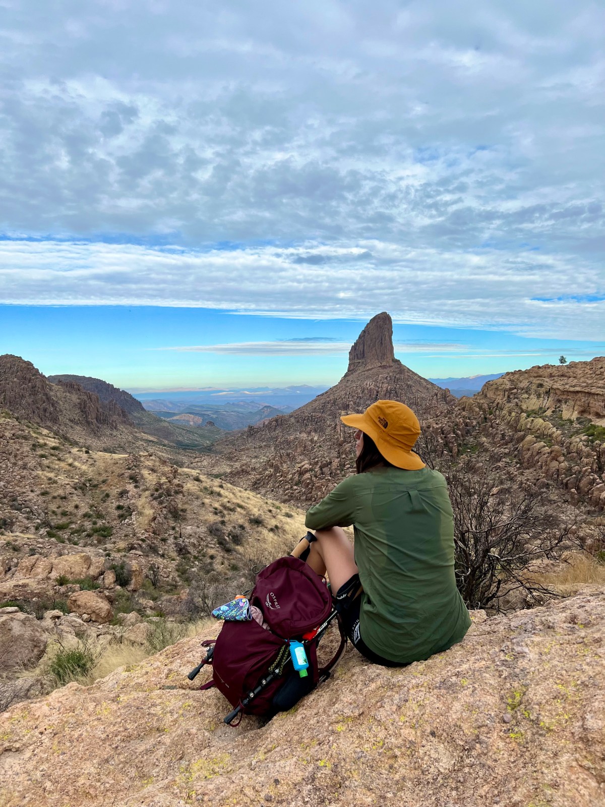 Peralta trail and Fremont Saddle with Weavers Needle in the distance in the Superstition Wilderness