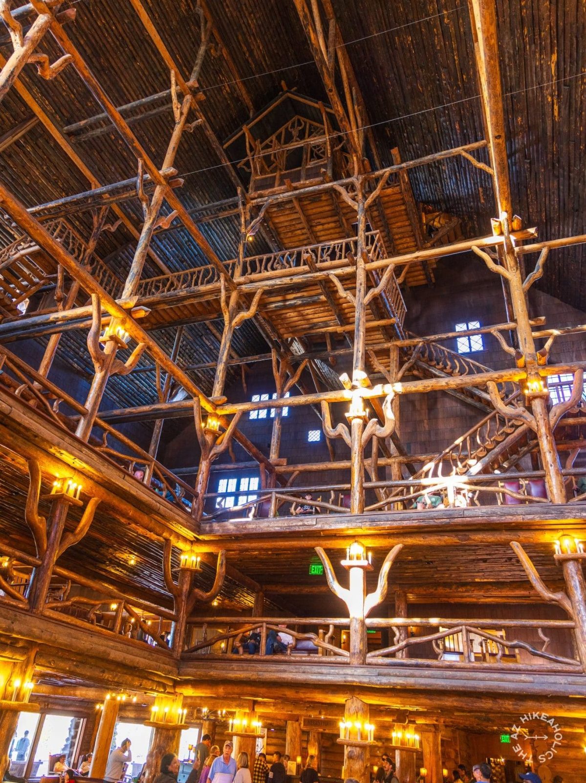 Old Faithful Inn, Yellowstone National Park