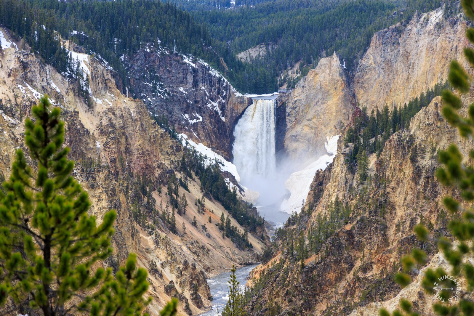 Lower Falls seen from the South Rim of the Grand Canyon of the Yellowstone