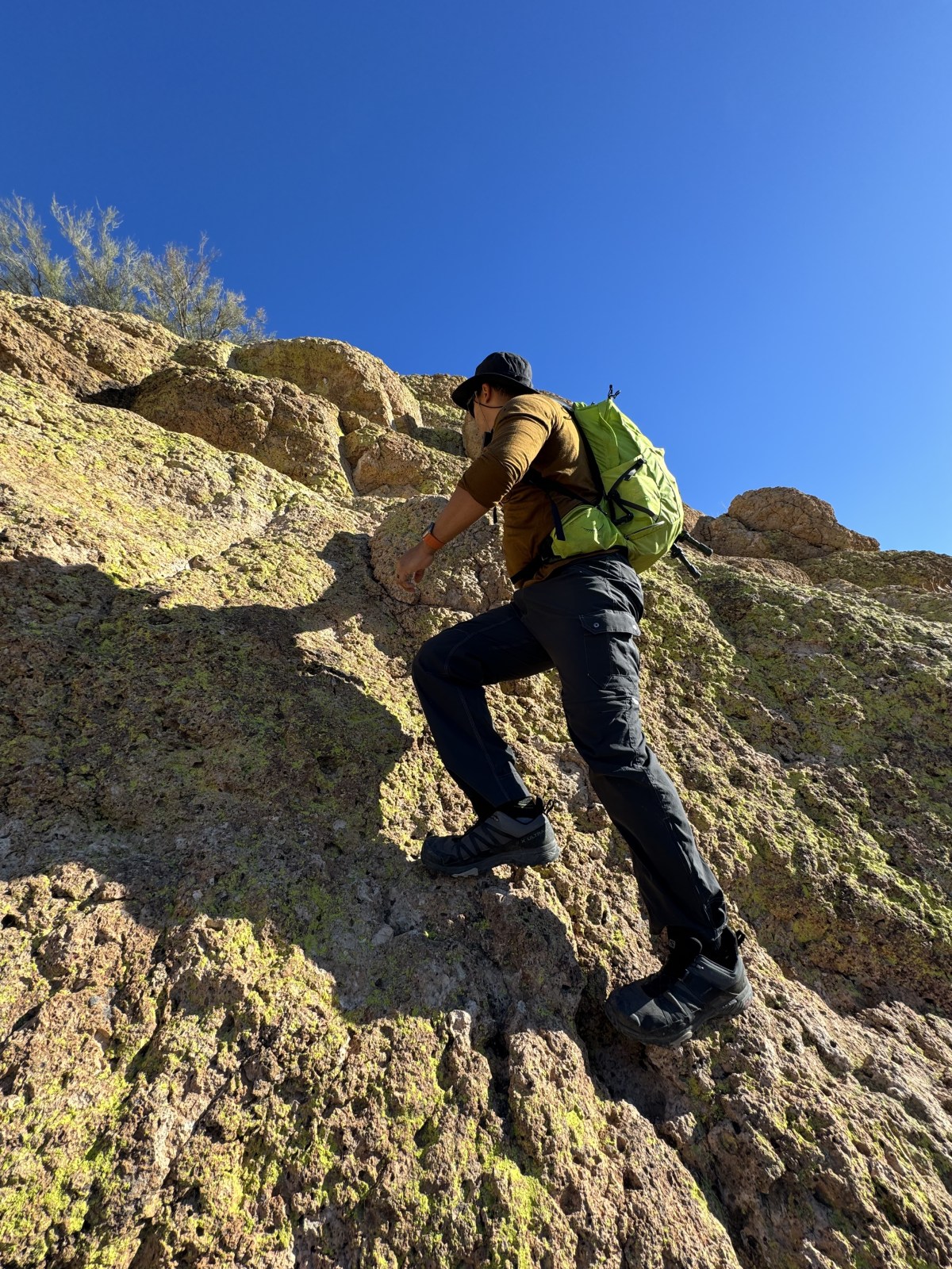 Battleship Mountain Scramble in the Superstition Wilderness of Tonto National Forest